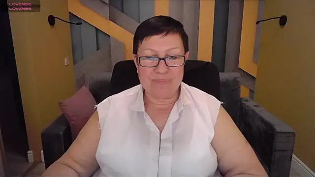 Snapshot of BarbaraTurners chatting on February 2025 05:29:01 AM BarbaraTurners online show from February 2025 05:29:01 AM