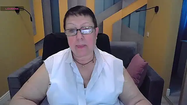 Snapshot of BarbaraTurners chatting on March 2025 04:56:01 AM BarbaraTurners online show from March 2025 04:56:01 AM