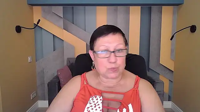 Snapshot of BarbaraTurners chatting on October 2025 06:16:02 PM BarbaraTurners online show from October 2025 06:16:02 PM