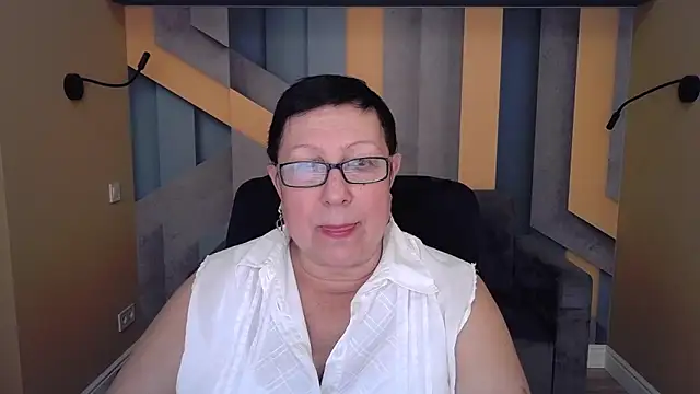 BarbaraTurners online show from October 2025 06:26:02 PM