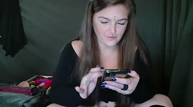 SherineDivine online show from December 2024 10:44:02 AM