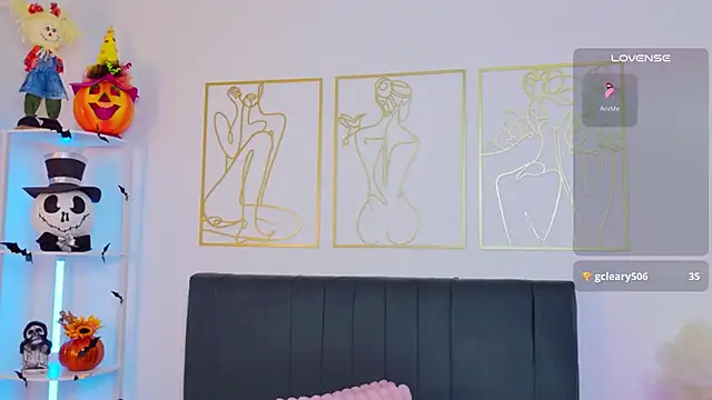 summer holiday online show from October 2025 05:54:02 AM