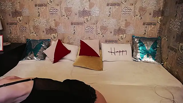 Snapshot of Unusual_G chatting on April 2026 05:27:01 AM Unusual G online show from April 2026 05:27:01 AM