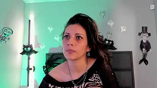 bulma bambina  online show from October 2025 07:51:01 PM