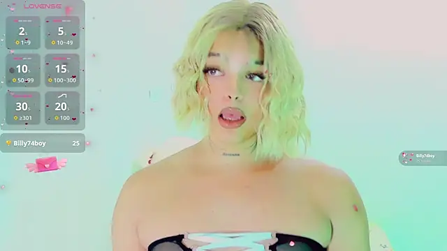 Emmaa Saenz  online show from March 2026 10:15:01 PM