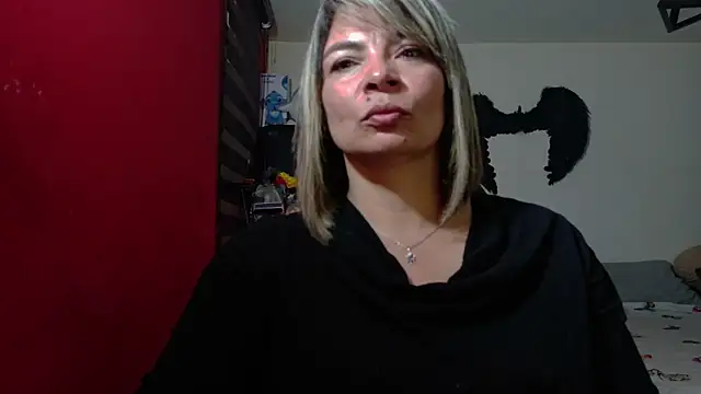 Snapshot of charlotedoll chatting on May 2026 01:57:02 AM charlotedoll online show from May 2026 01:57:02 AM