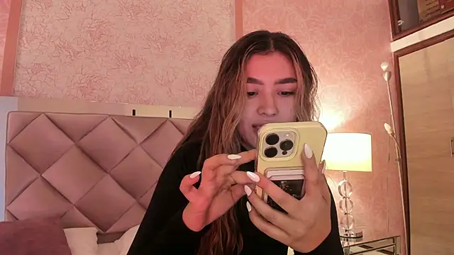 Arianavillada online show from December 2025 03:27:02 AM