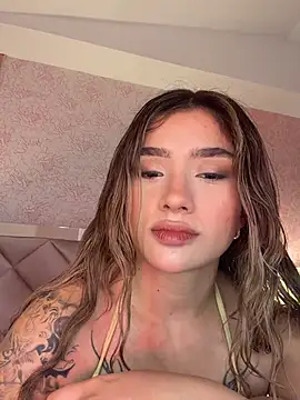 Snapshot of Arianavillada chatting on July 2026 03:45:02 AM Arianavillada online show from July 2026 03:45:02 AM