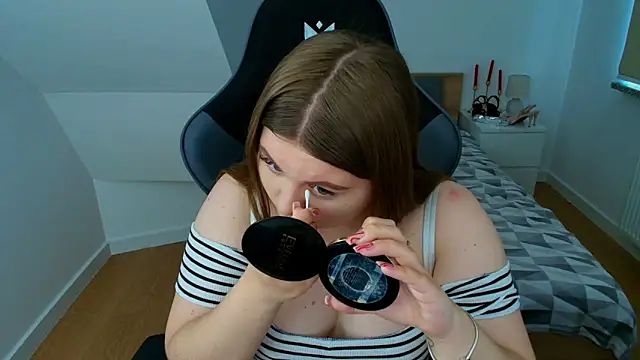 Snapshot of AbbyPleasure chatting on May 2026 08:34:01 AM AbbyPleasure online show from May 2026 08:34:01 AM