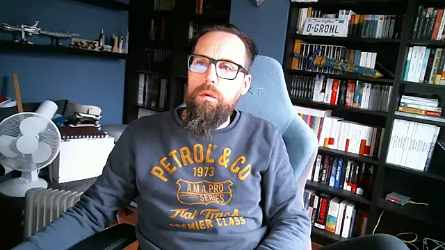 MeSteff online show from December 2024 10:06:02 AM