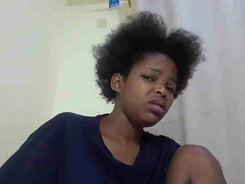 Snapshot of queen-sasha chatting on June 2026 08:15:01 AM queen-sasha online show from June 2026 08:15:01 AM