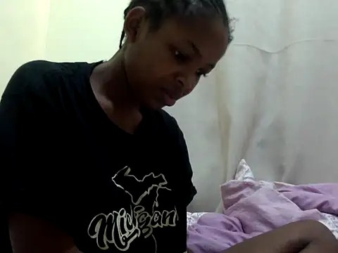 Snapshot of queen-sasha chatting on June 2026 10:35:01 AM queen-sasha online show from June 2026 10:35:01 AM