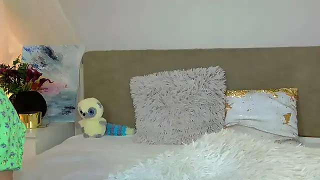 LuisaSin online show from December 2025 07:14:02 AM