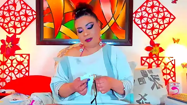 SQUIRTBRUNETE online show from December 2025 12:05:01 AM