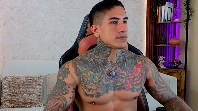 Snapshot of AdanReilly chatting on May 2026 03:50:01 PM AdanReilly online show from May 2026 03:50:01 PM