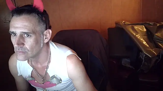 Lia Y PatrickX online show from November 2025 01:06:02 PM