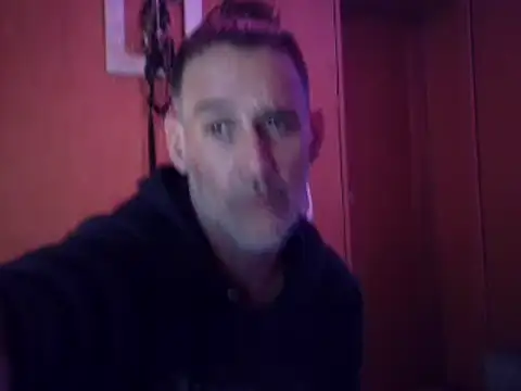 Lia Y PatrickX online show from November 2025 12:25:01 AM