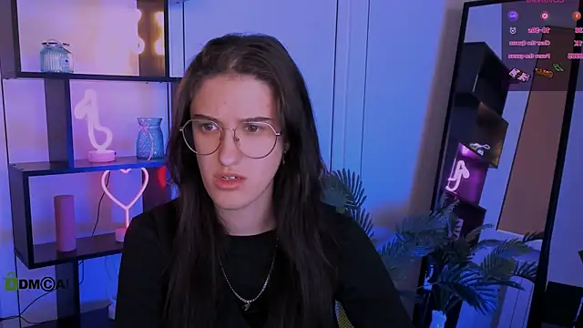 Snapshot of scarlet_mooore chatting on September 2025 09:51:01 PM scarlet mooore online show from September 2025 09:51:01 PM