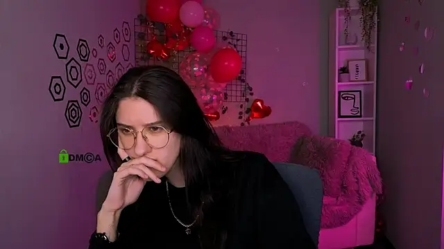 Snapshot of scarlet_mooore chatting on February 2026 11:17:01 PM scarlet mooore online show from February 2026 11:17:01 PM