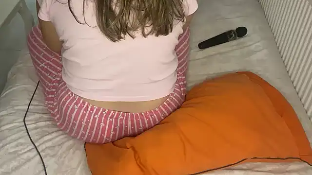 Ceyceys online show from November 2025 11:58:01 AM