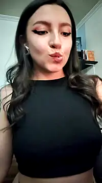 Paudelatorre online show from February 2025 04:04:01 AM