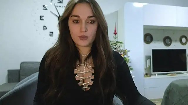 me lissa sun13 online show from December 2024 11:06:02 PM