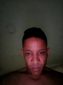 andresperezf online show from October 2025 02:01:02 AM