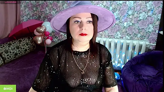 Snapshot of Julia-ru chatting on April 2026 07:52:02 PM Julia-ru online show from April 2026 07:52:02 PM