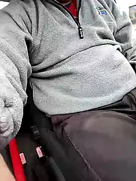 Snapshot of Sarpe84 chatting on December 2024 12:06:01 PM Sarpe84 online show from December 2024 12:06:01 PM