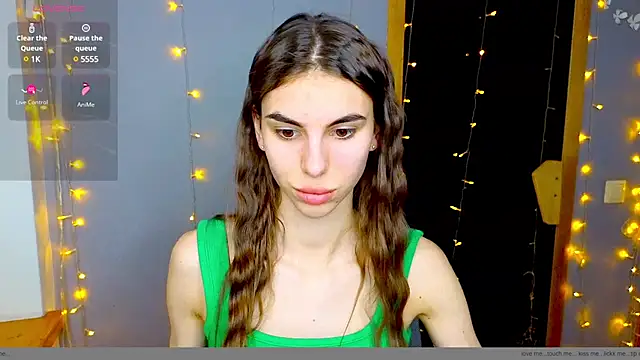 EmmyGreans online show from January 2025 12:41:02 PM