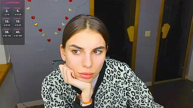 EmmyGreans online show from February 2025 12:36:01 PM