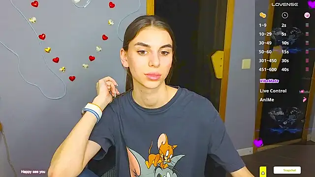 EmmyGreans online show from February 2025 03:48:02 PM