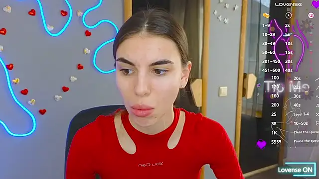 EmmyGreans online show from March 2025 06:25:02 AM