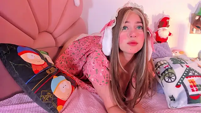 Emasanders online show from December 2025 11:45:01 PM