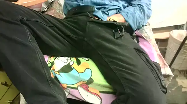 Snapshot of Giulio35_Pika chatting on February 2025 06:43:01 AM Giulio35 Pika online show from February 2025 06:43:01 AM