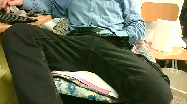 Snapshot of Giulio35_Pika chatting on March 2025 04:29:02 PM Giulio35 Pika online show from March 2025 04:29:02 PM