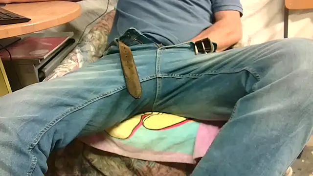 Snapshot of Giulio35_Pika chatting on September 2025 05:02:02 AM Giulio35 Pika online show from September 2025 05:02:02 AM