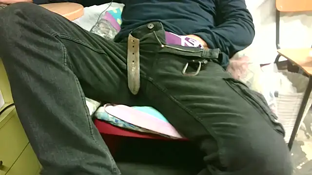 Snapshot of Giulio35_Pika chatting on October 2025 07:45:01 PM Giulio35 Pika online show from October 2025 07:45:01 PM