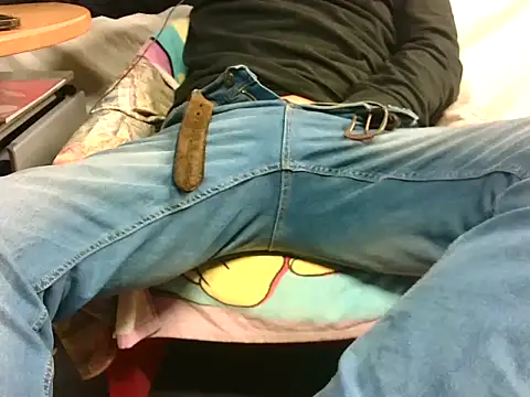 Snapshot of Giulio35_Pika chatting on November 2025 05:41:02 AM Giulio35 Pika online show from November 2025 05:41:02 AM