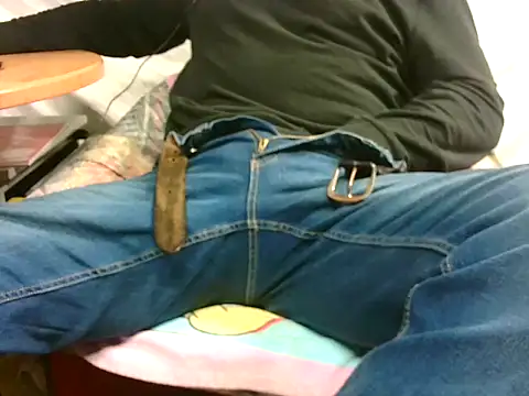 Snapshot of Giulio35_Pika chatting on November 2025 05:17:02 PM Giulio35 Pika online show from November 2025 05:17:02 PM