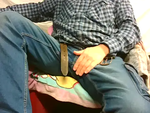 Snapshot of Giulio35_Pika chatting on December 2025 05:38:02 AM Giulio35 Pika online show from December 2025 05:38:02 AM