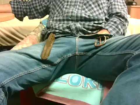 Snapshot of Giulio35_Pika chatting on February 2026 05:17:02 PM Giulio35 Pika online show from February 2026 05:17:02 PM