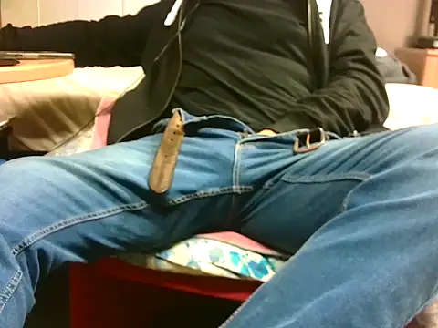 Snapshot of Giulio35_Pika chatting on February 2026 04:36:01 PM Giulio35 Pika online show from February 2026 04:36:01 PM