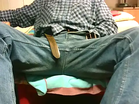 Snapshot of Giulio35_Pika chatting on February 2026 05:19:01 AM Giulio35 Pika online show from February 2026 05:19:01 AM