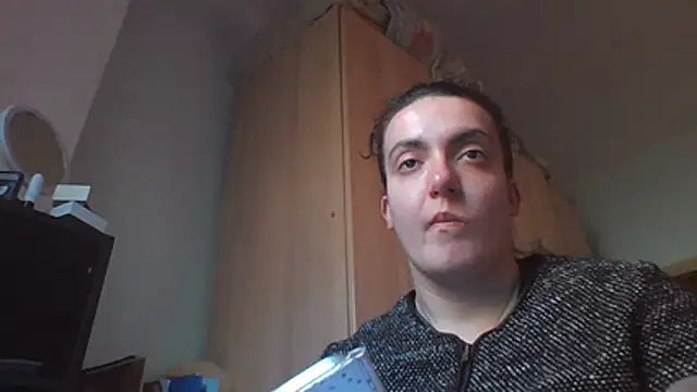 LadyMinnie online show from April 2026 11:24:01 AM