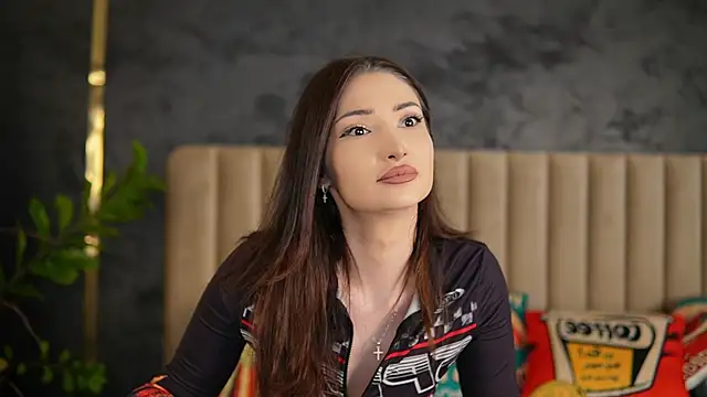 Snapshot of Mayleen_x chatting on July 2026 11:46:02 AM Mayleen x online show from July 2026 11:46:02 AM