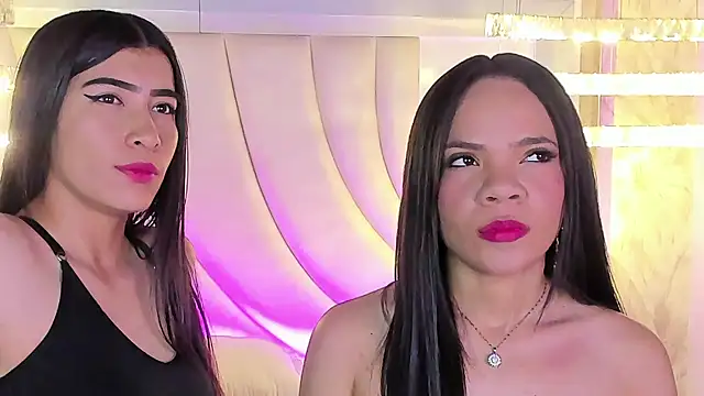 siara and zoe online show from June 2026 10:52:02 PM
