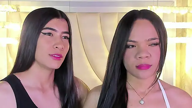 siara and zoe online show from July 2026 11:40:02 PM