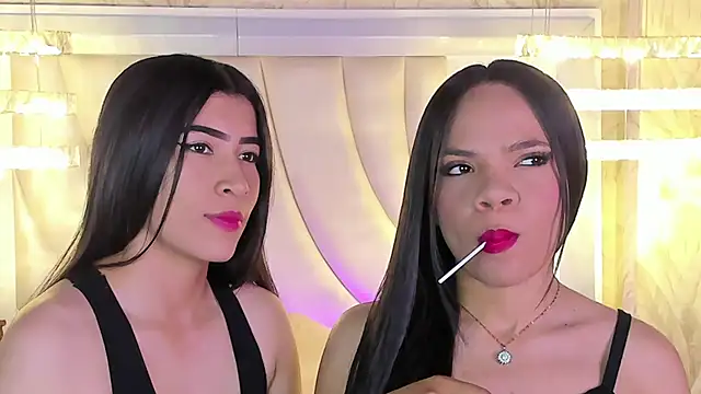 siara and zoe online show from July 2026 11:20:01 PM