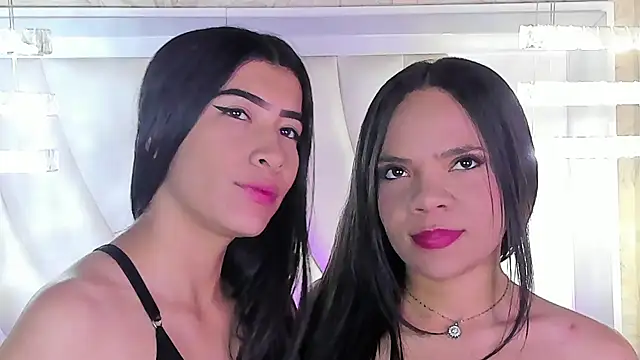 siara and zoe online show from July 2026 11:35:02 PM